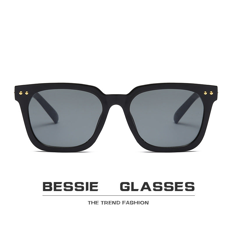 Small Frame Square Sunglasses — Women's Fashion UV Protection